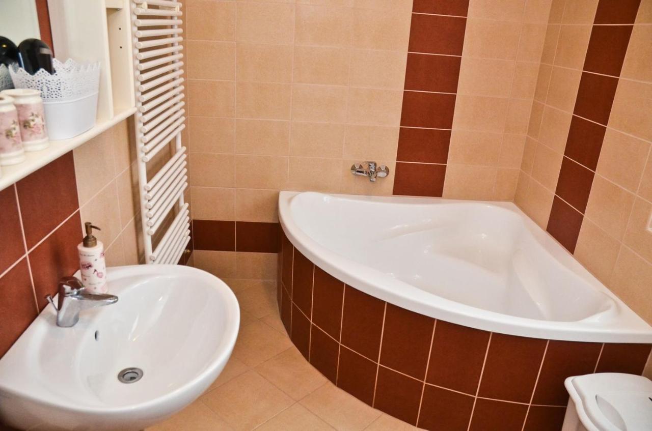 Romantic Apartman Hajdúszoboszló 외부 사진
